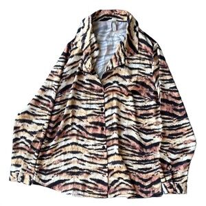 NWT ASOS Womens Top Button Up Tiger Animal Print Oversize Long Sleeve Size 10